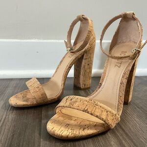 Schutz Cady Lee Block sandal and Neutral Cork. Size 8.5